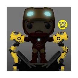 Figur Pop! Deluxe Glow in the Dark Iron Man 2 Iron Man MKIV with Gantry Limited Edition Funko Pop Switzerland